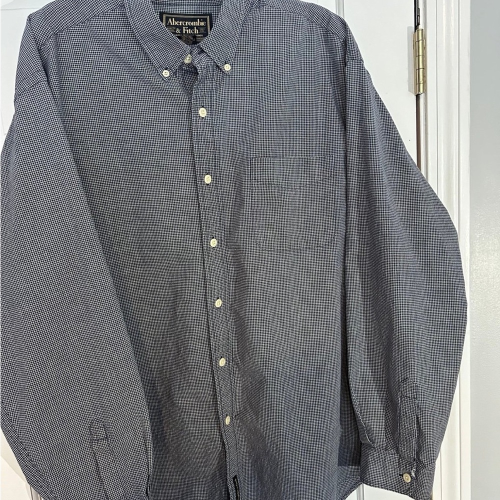 Abercrombie & Fitch Men's Gray Patterned Shirt